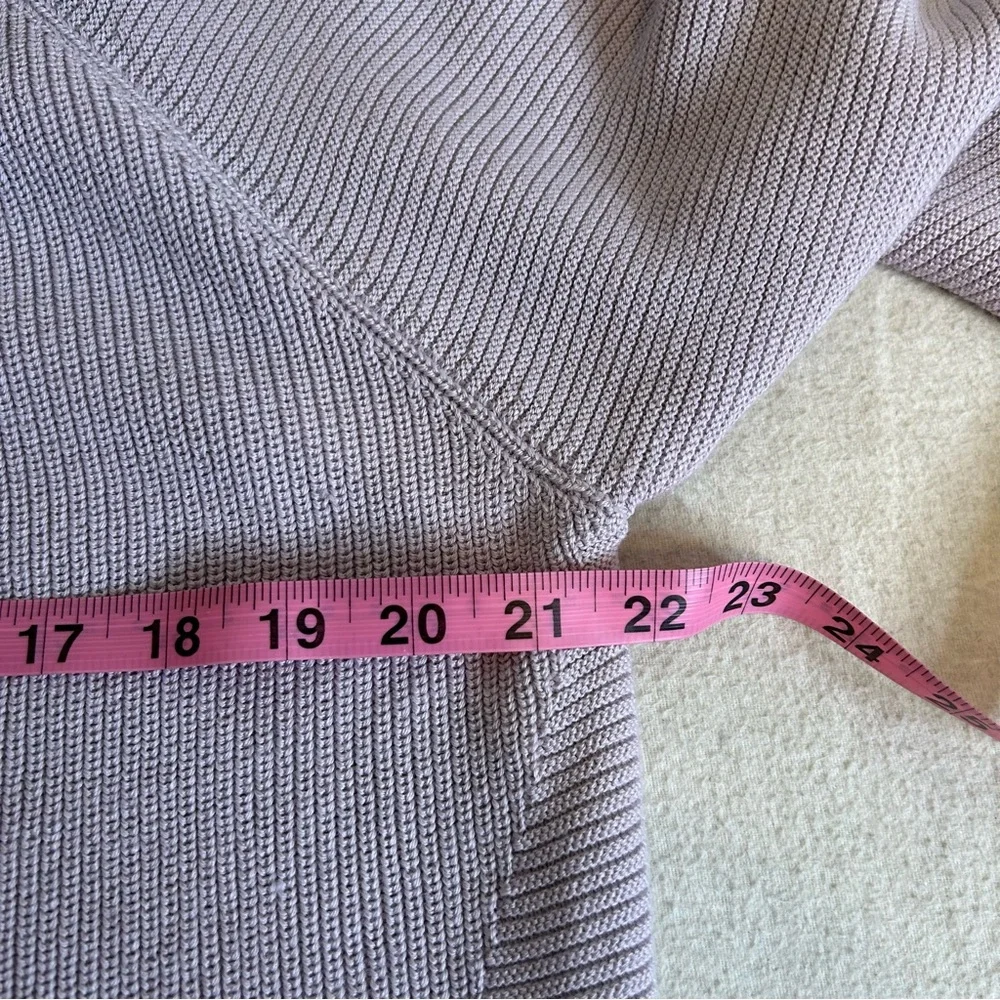 Athleta Hanover Merino Wool Blend V Neck Knit Sweater Size M Lavender - Picture 6 of 8